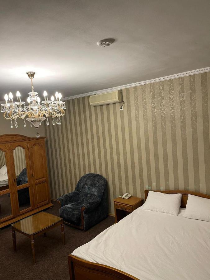 Mini Chisinau Hotel Eksteriør bilde