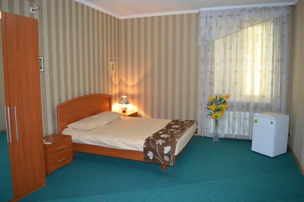 Mini Chisinau Hotel Eksteriør bilde